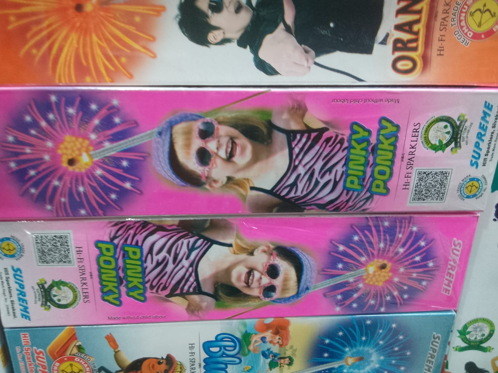 inba Crackers 10 cm Pinky sparklers (5 boxes)